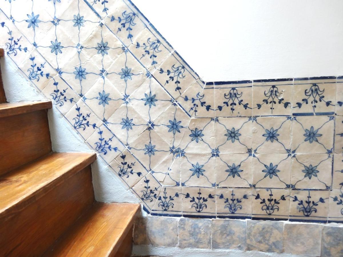 The Traditional Arts Memoir, Downtown Flat With Balcony And Comfort Lisbon Exterior photo
